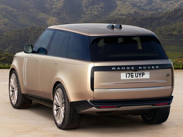 Land Rover Range Rover photo 16