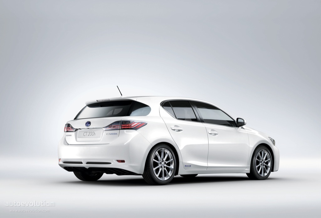 Lexus Ct photo 11
