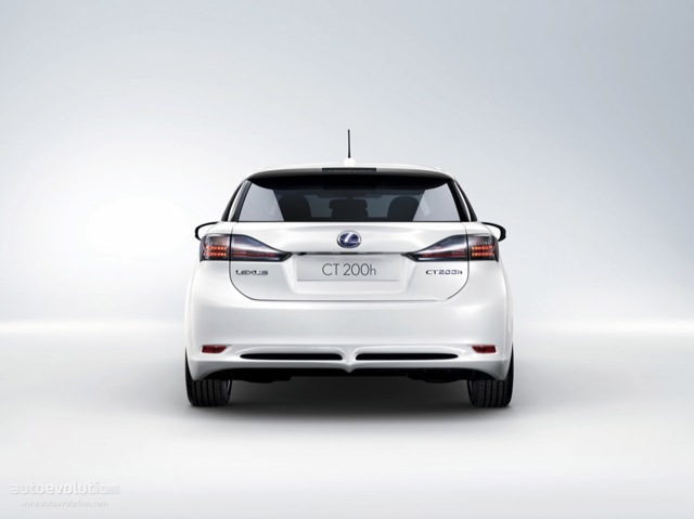 Lexus Ct photo 13