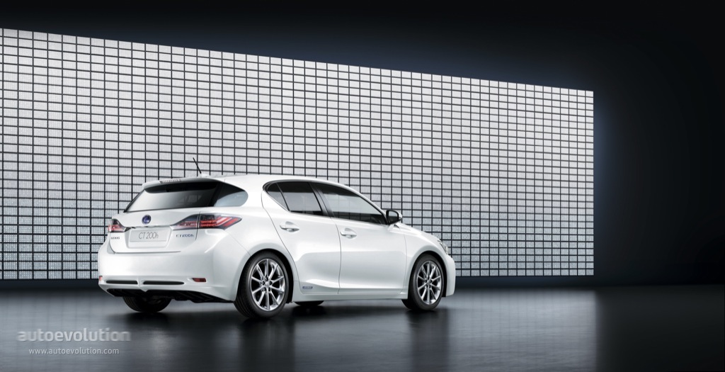 Lexus Ct photo 4