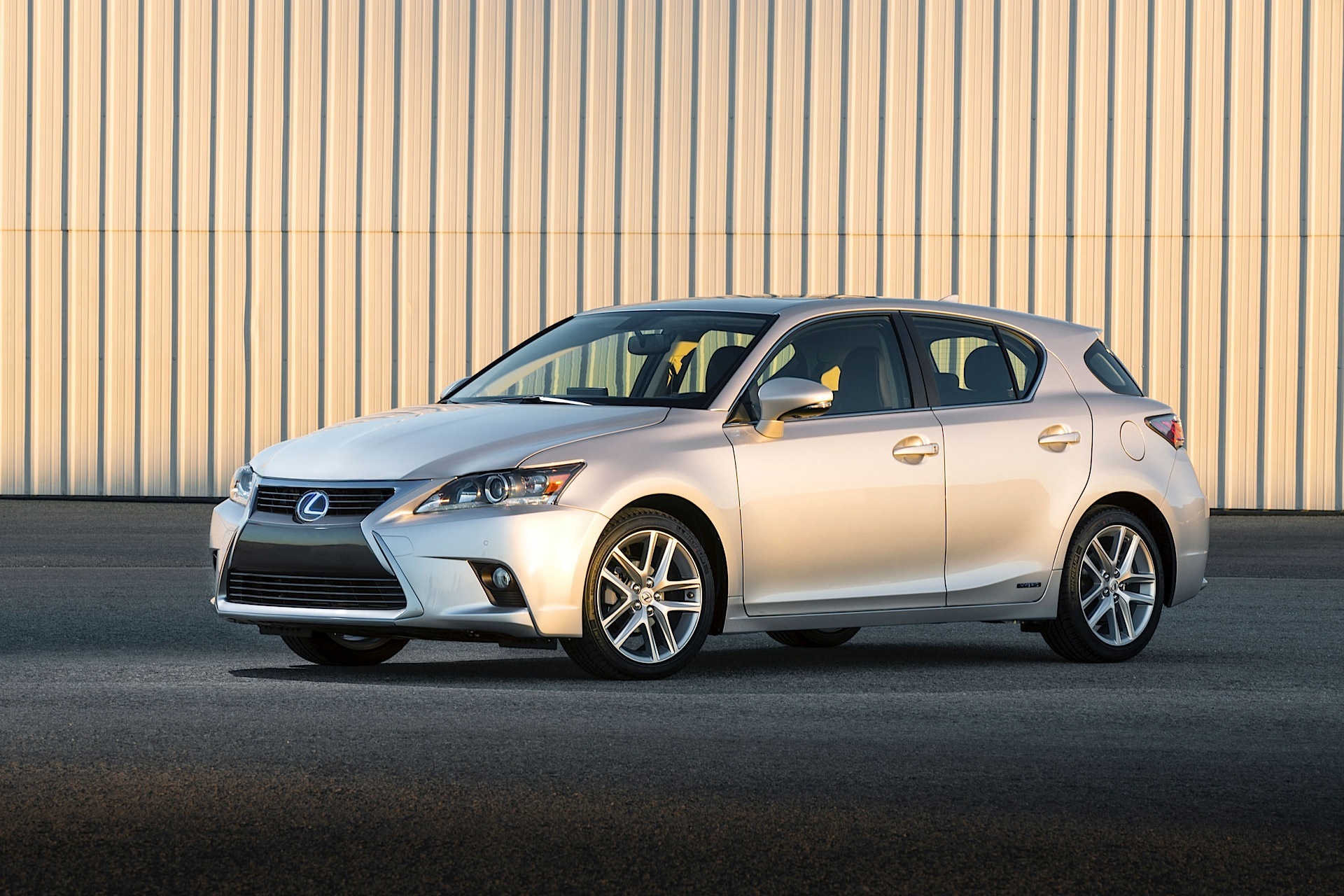 Lexus Ct photo 19