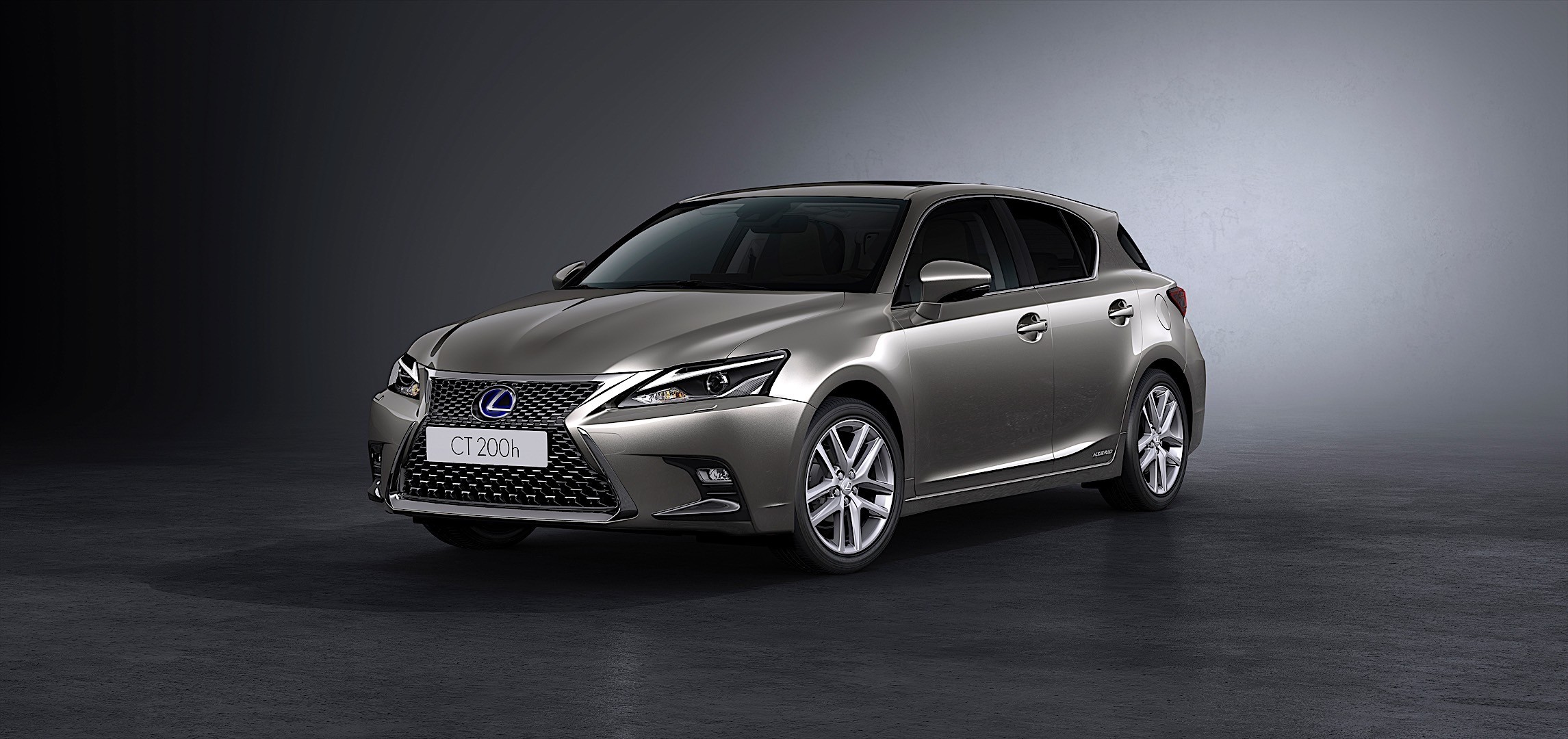 Lexus Ct photo 9