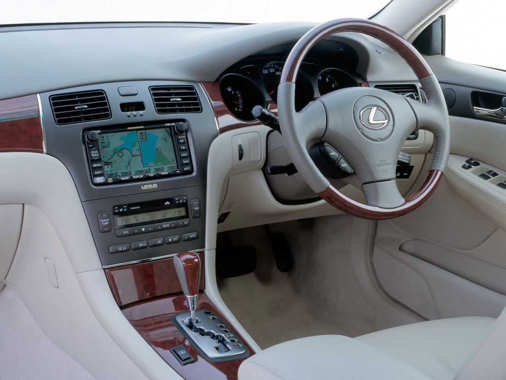 Lexus Es photo 34
