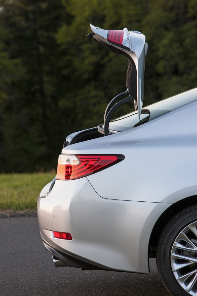 Lexus Es photo 10