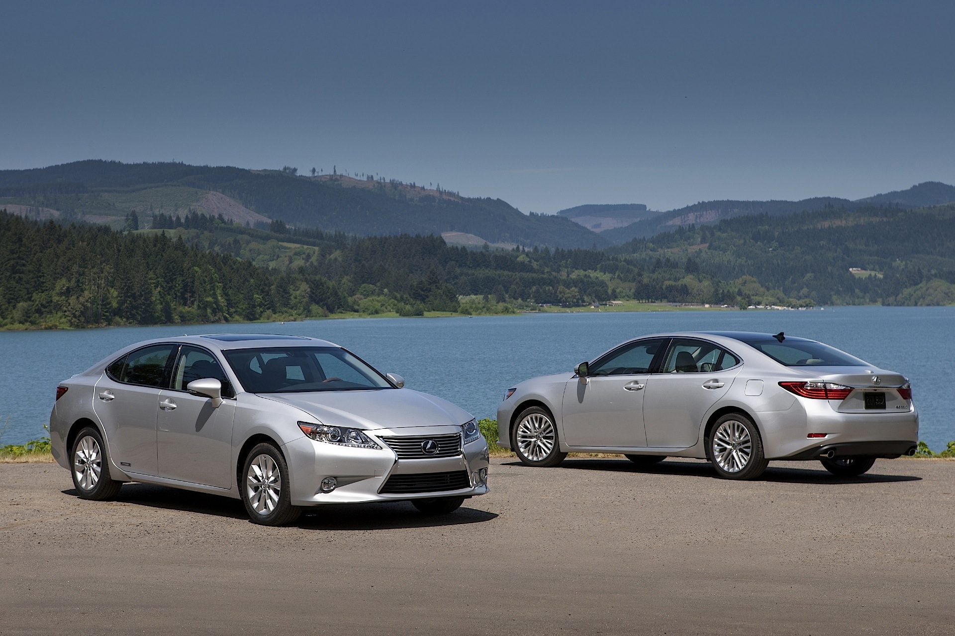 Lexus Es photo 11