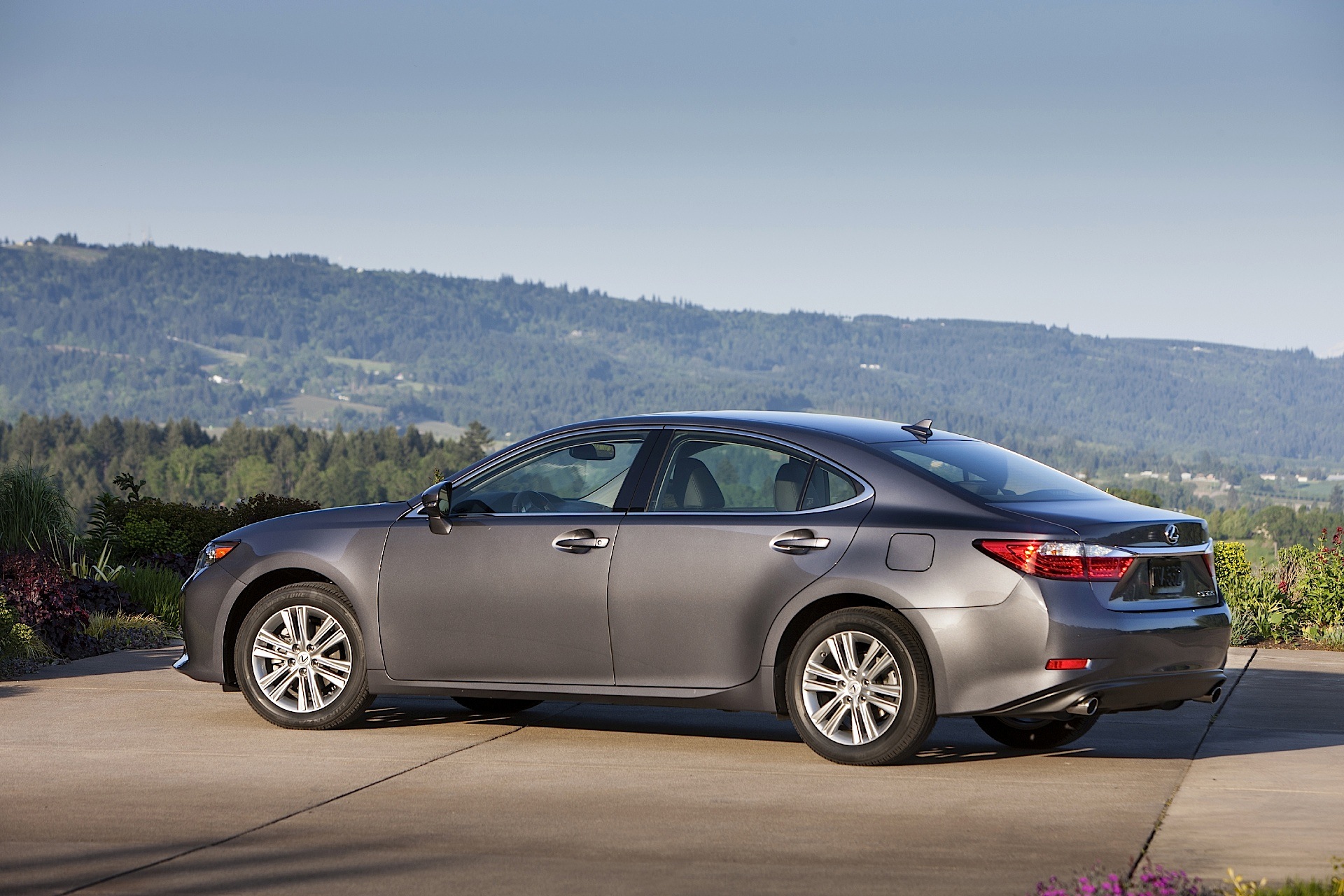 Lexus Es photo 15