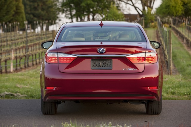 Lexus Es photo 24