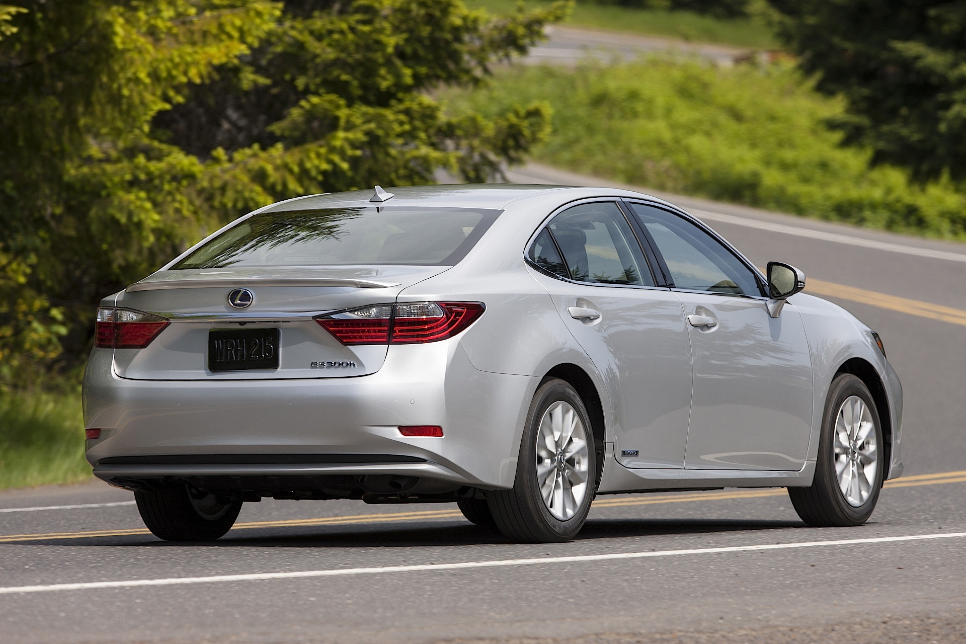 Lexus Es photo 28