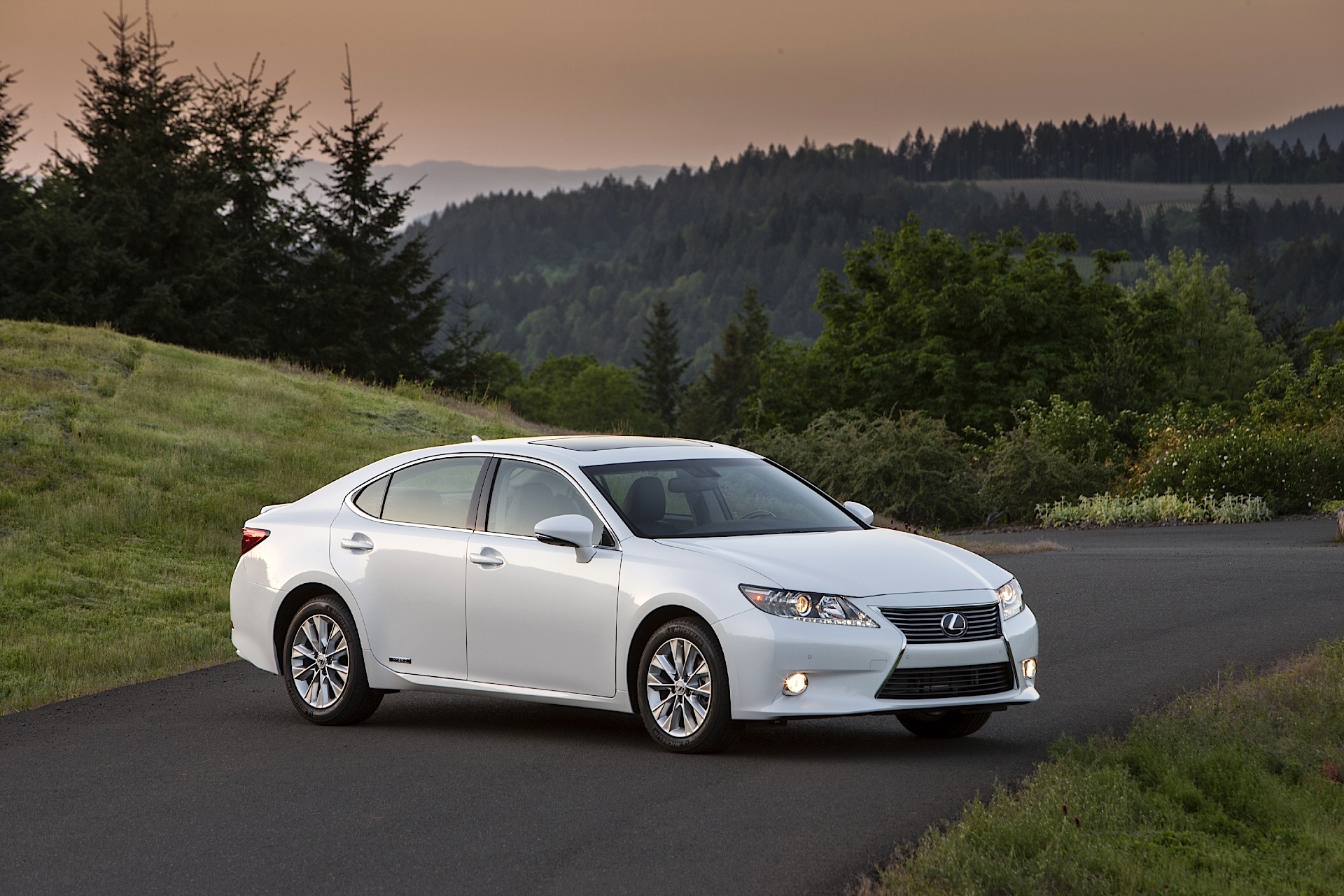 Lexus Es photo 29
