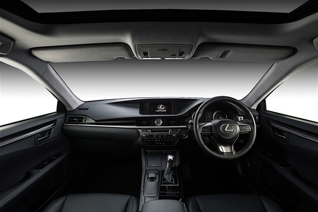 Lexus Es photo 48