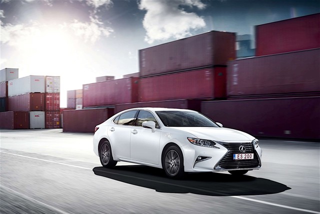 Lexus Es photo 12