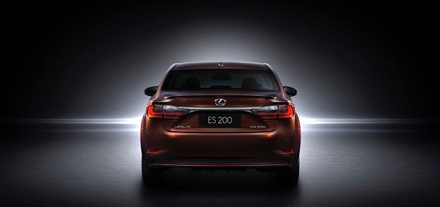 Lexus Es photo 22