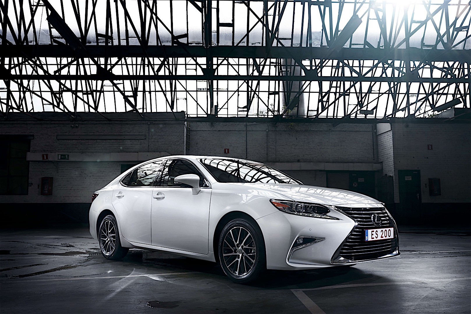 Lexus Es photo 32