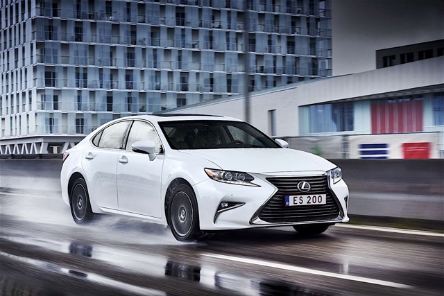 Lexus Es photo 37