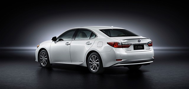 Lexus Es photo 45