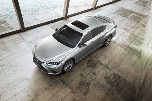 Lexus Es photo 10