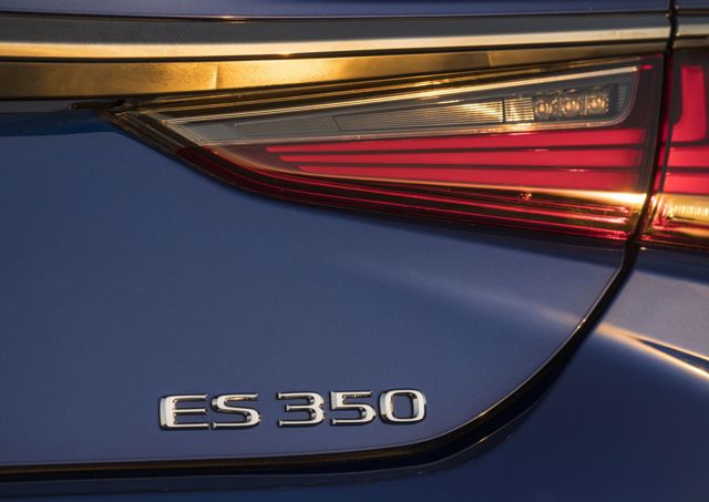Lexus Es photo 19