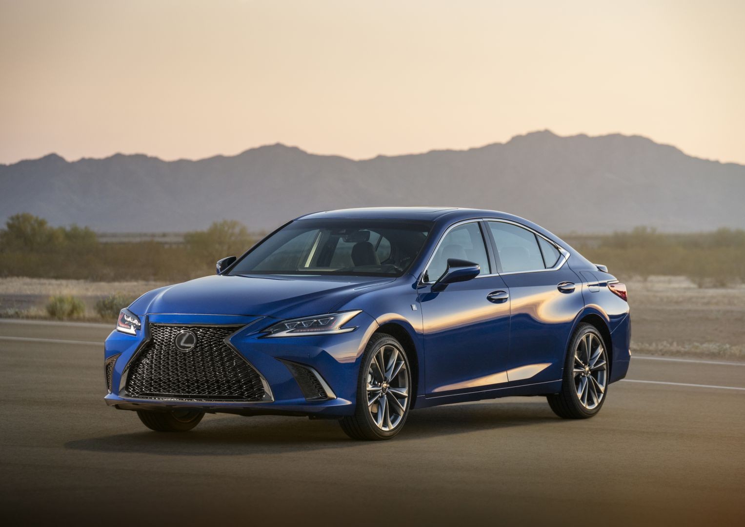 Lexus Es photo 21
