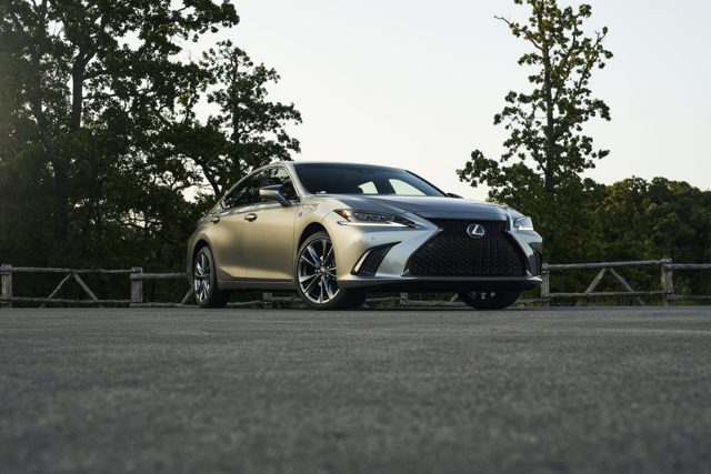 Lexus Es photo 5