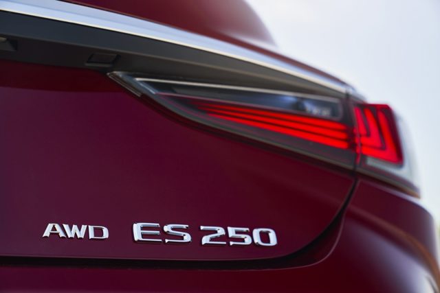Lexus Es photo 19
