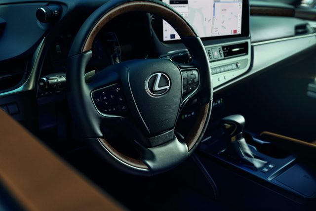 Lexus Es photo 39