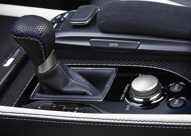 Lexus Gs F photo 42