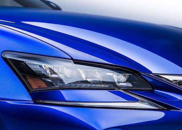 Lexus Gs F photo 14