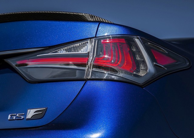 Lexus Gs F photo 15