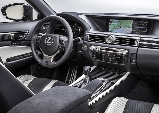 Lexus Gs F photo 32