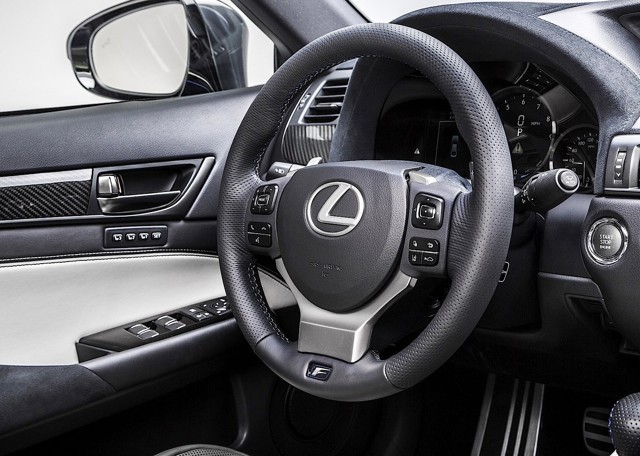Lexus Gs F photo 34