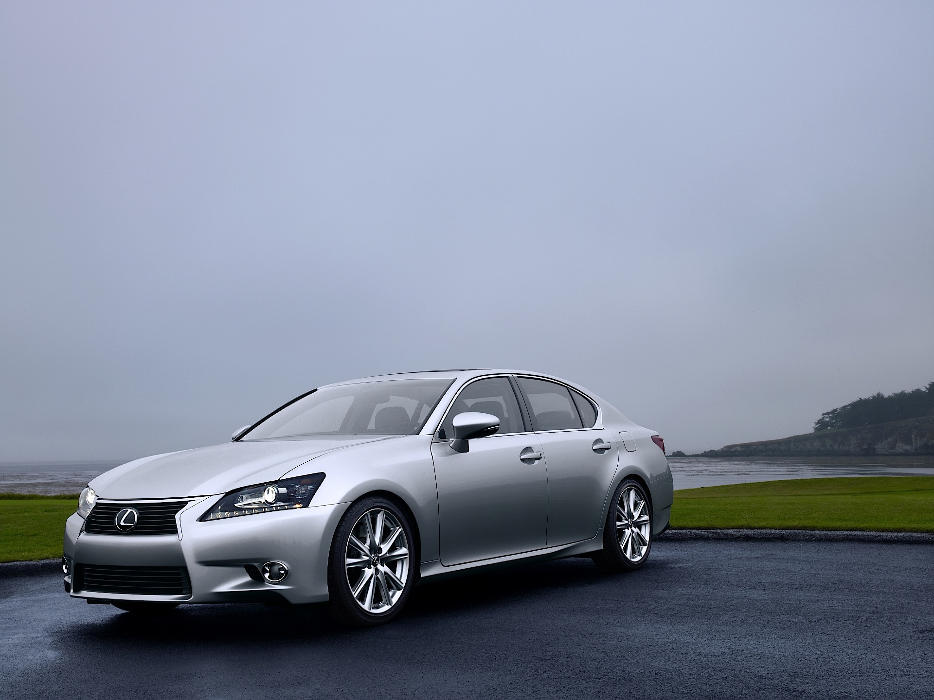 Lexus Gs photo 2