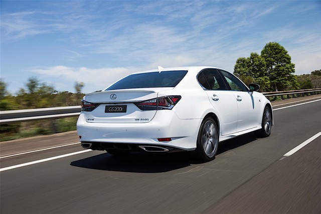 Lexus Gs photo 2