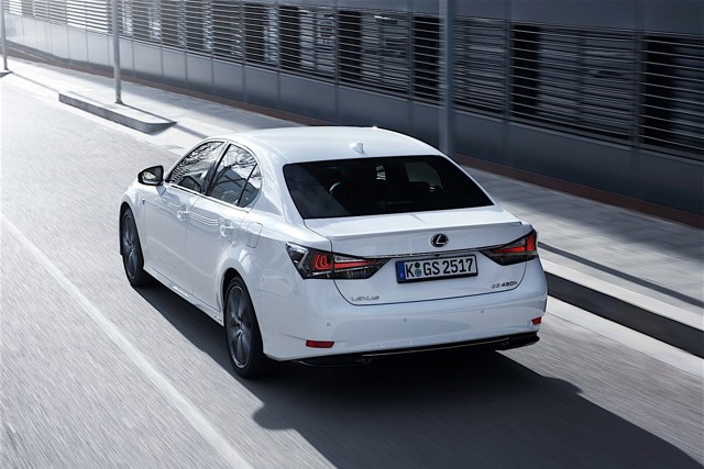 Lexus Gs photo 8