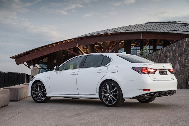 Lexus Gs photo 32