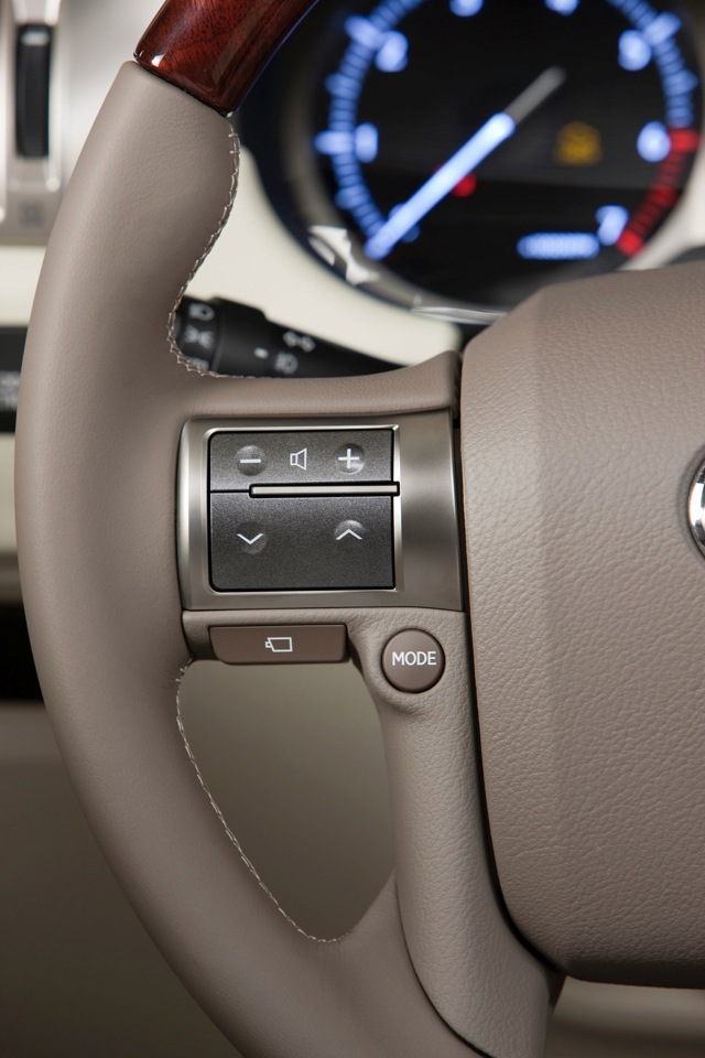 Lexus Gx photo 15