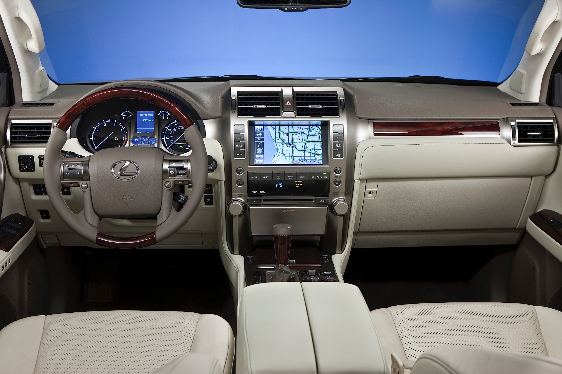 Lexus Gx photo 16