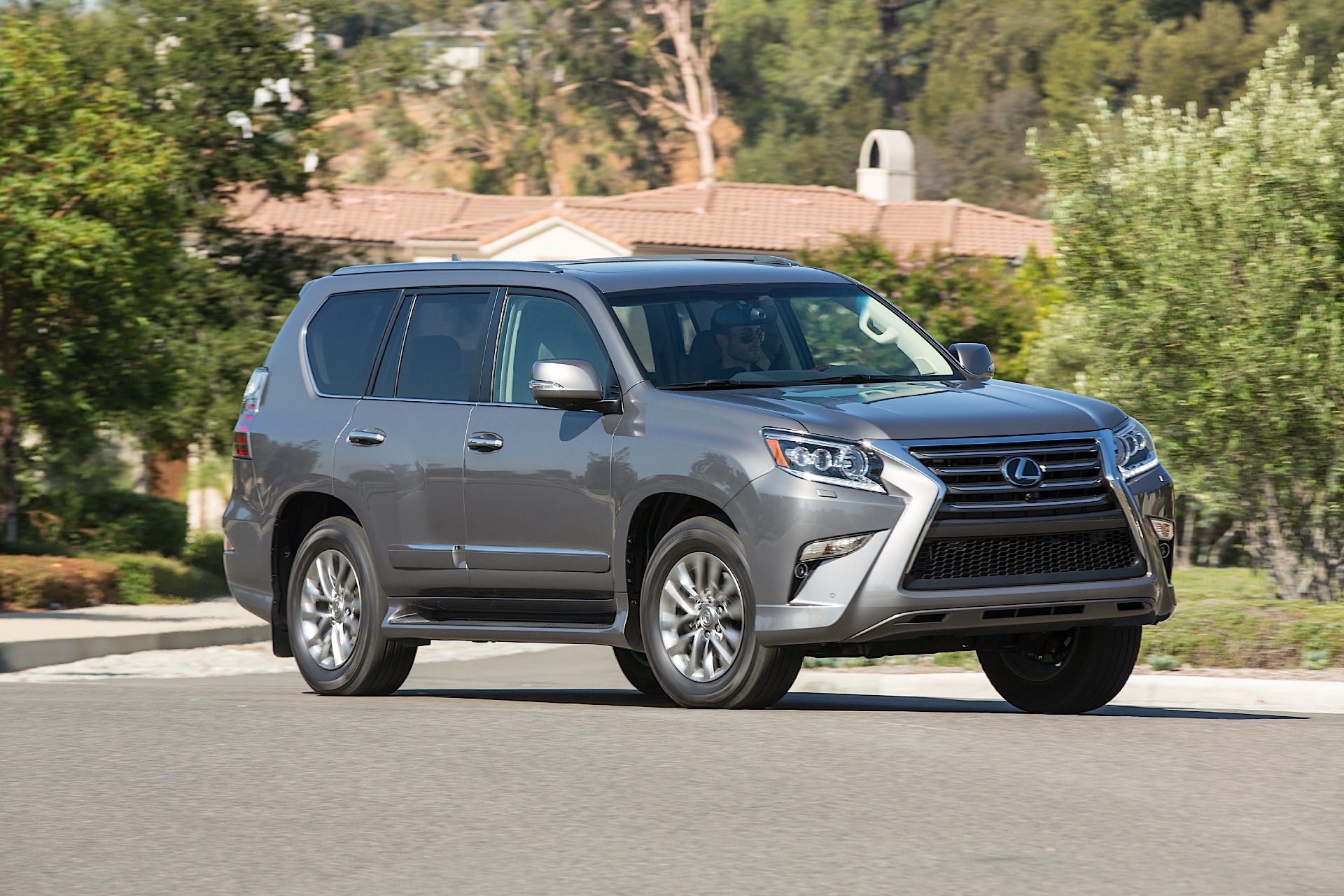 Lexus Gx photo 9