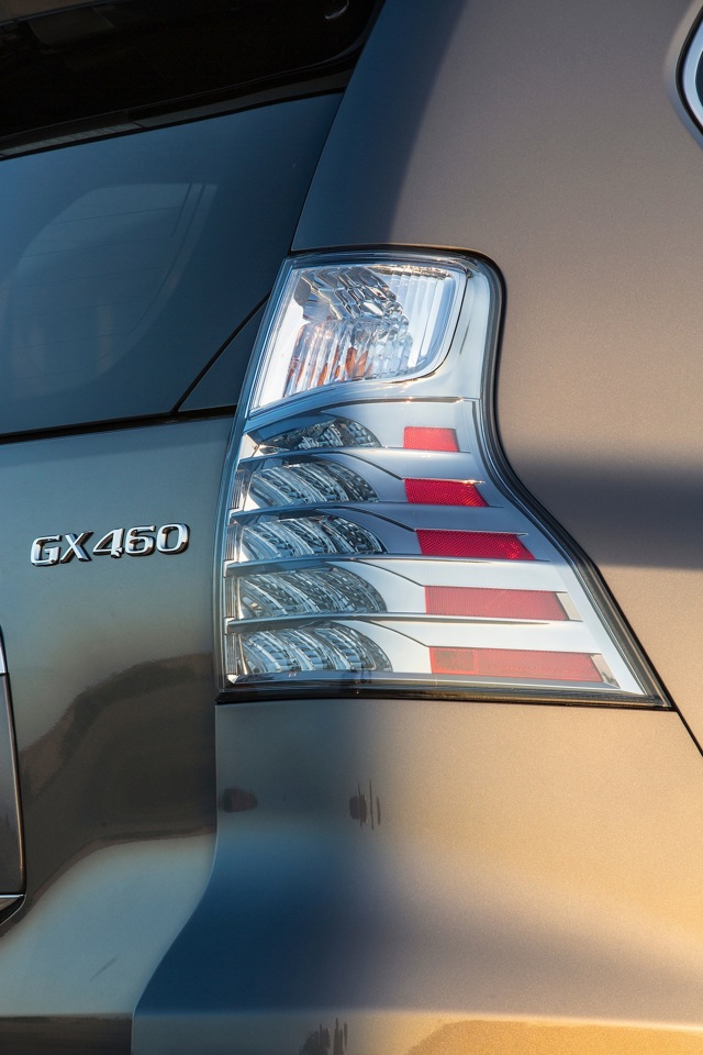 Lexus Gx photo 2