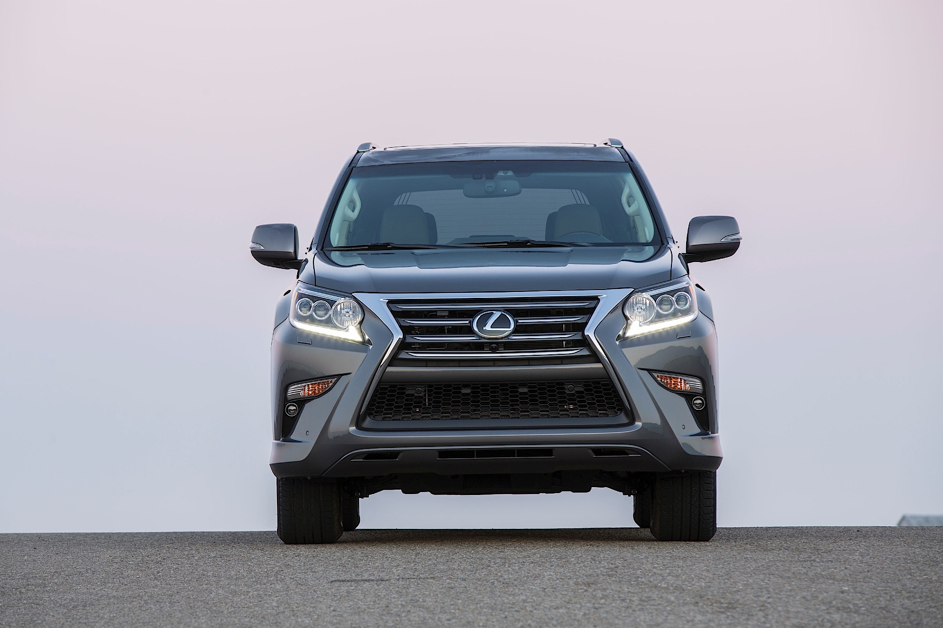 Lexus Gx photo 4