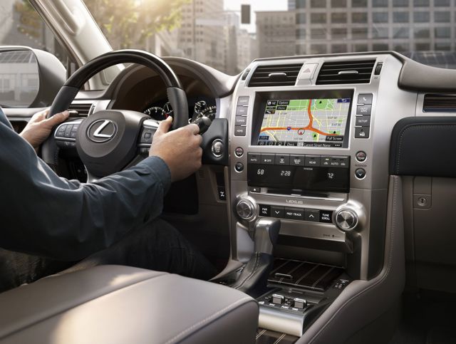 Lexus Gx photo 14