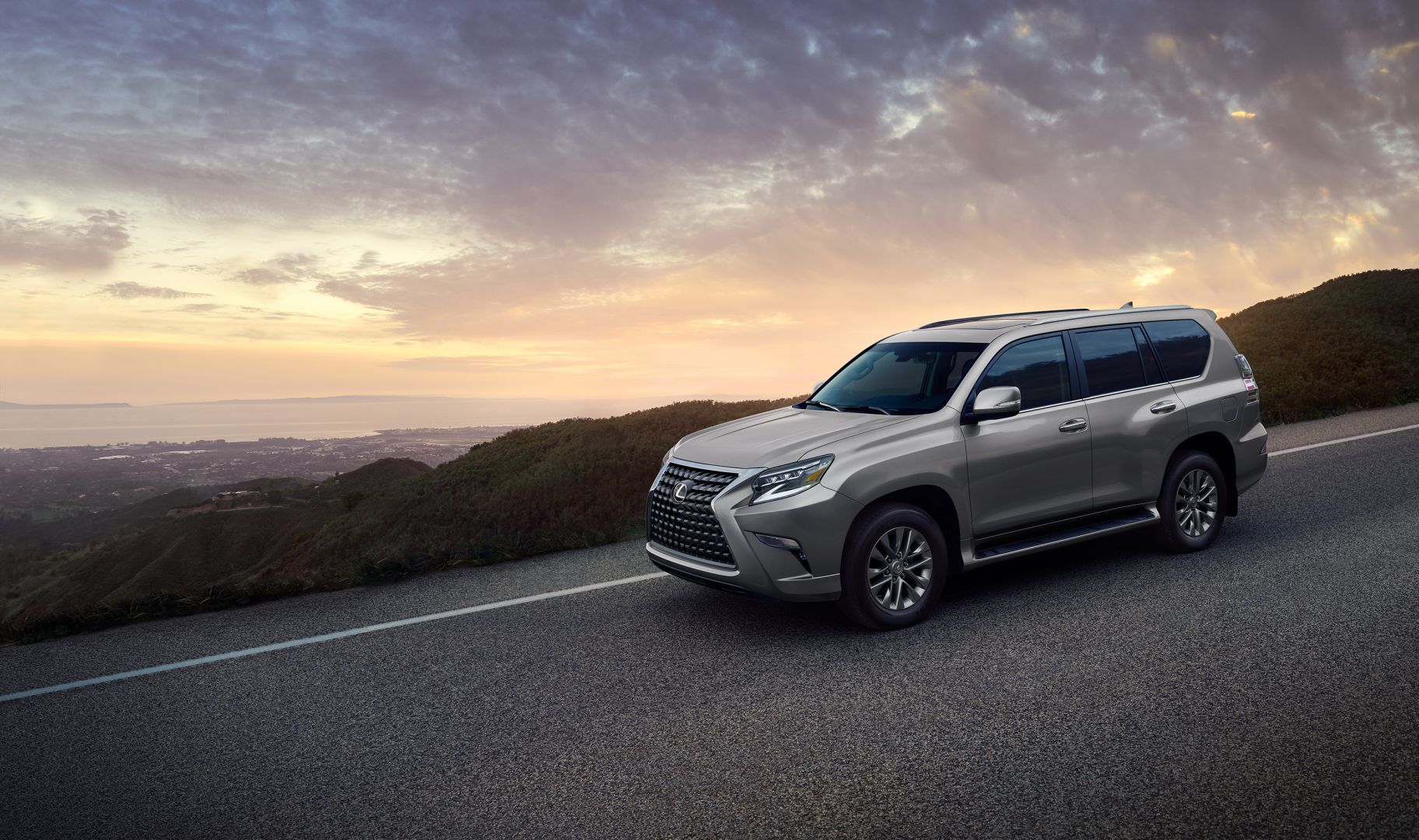 Lexus Gx photo 2
