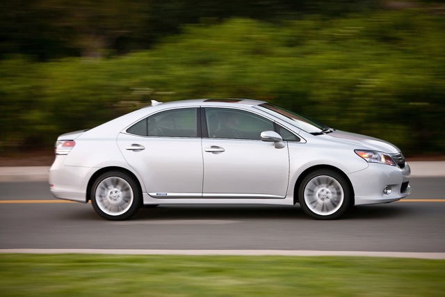 Lexus Hs photo 17