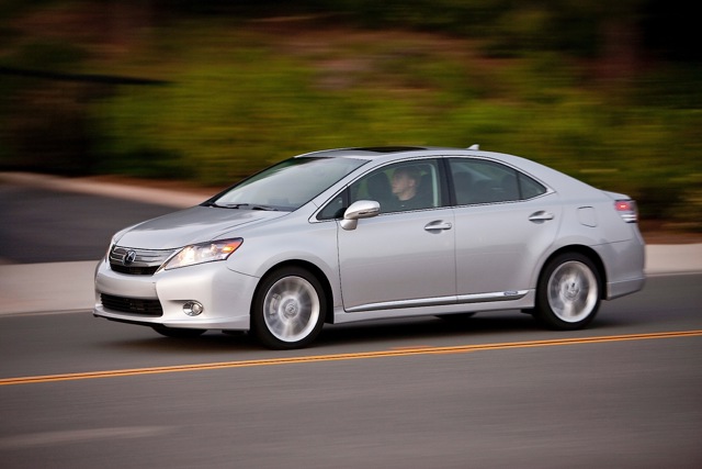 Lexus Hs photo 18