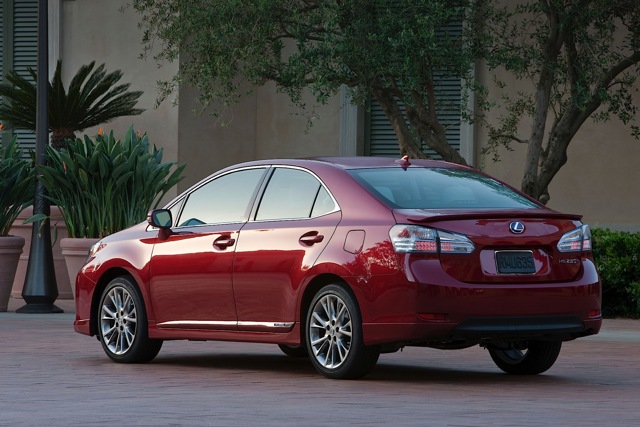 Lexus Hs photo 24