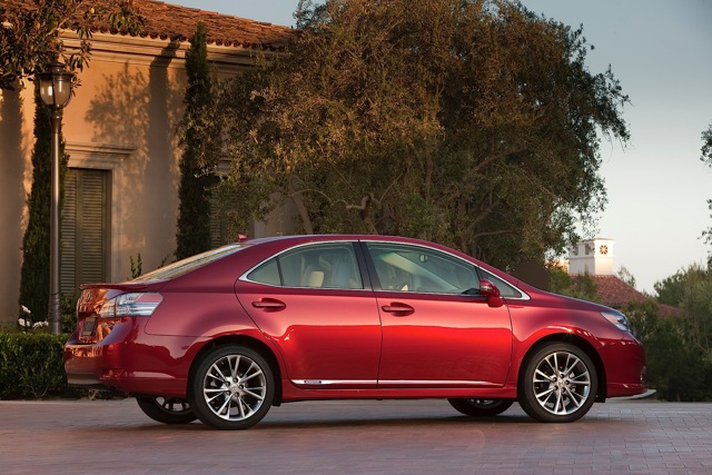 Lexus Hs photo 25