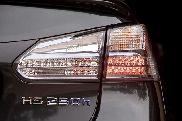 Lexus Hs photo 42