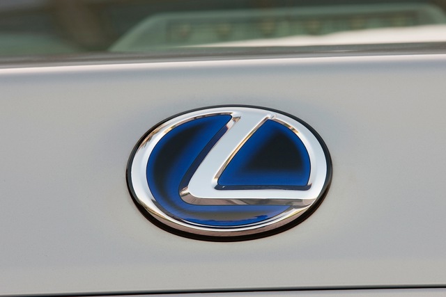 Lexus Hs photo 47