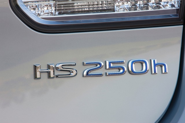Lexus Hs photo 49