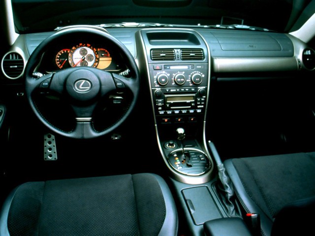 Lexus Is photo 66