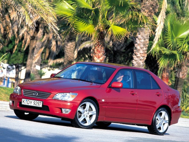 Lexus Is photo 6